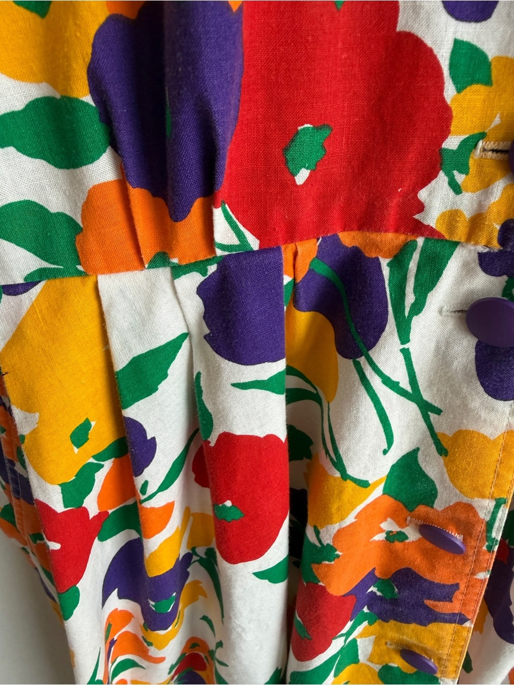 Vintage shirt dress
Tagged as size 18
Fits medium / large in my opinion - Picture 15 of 16
